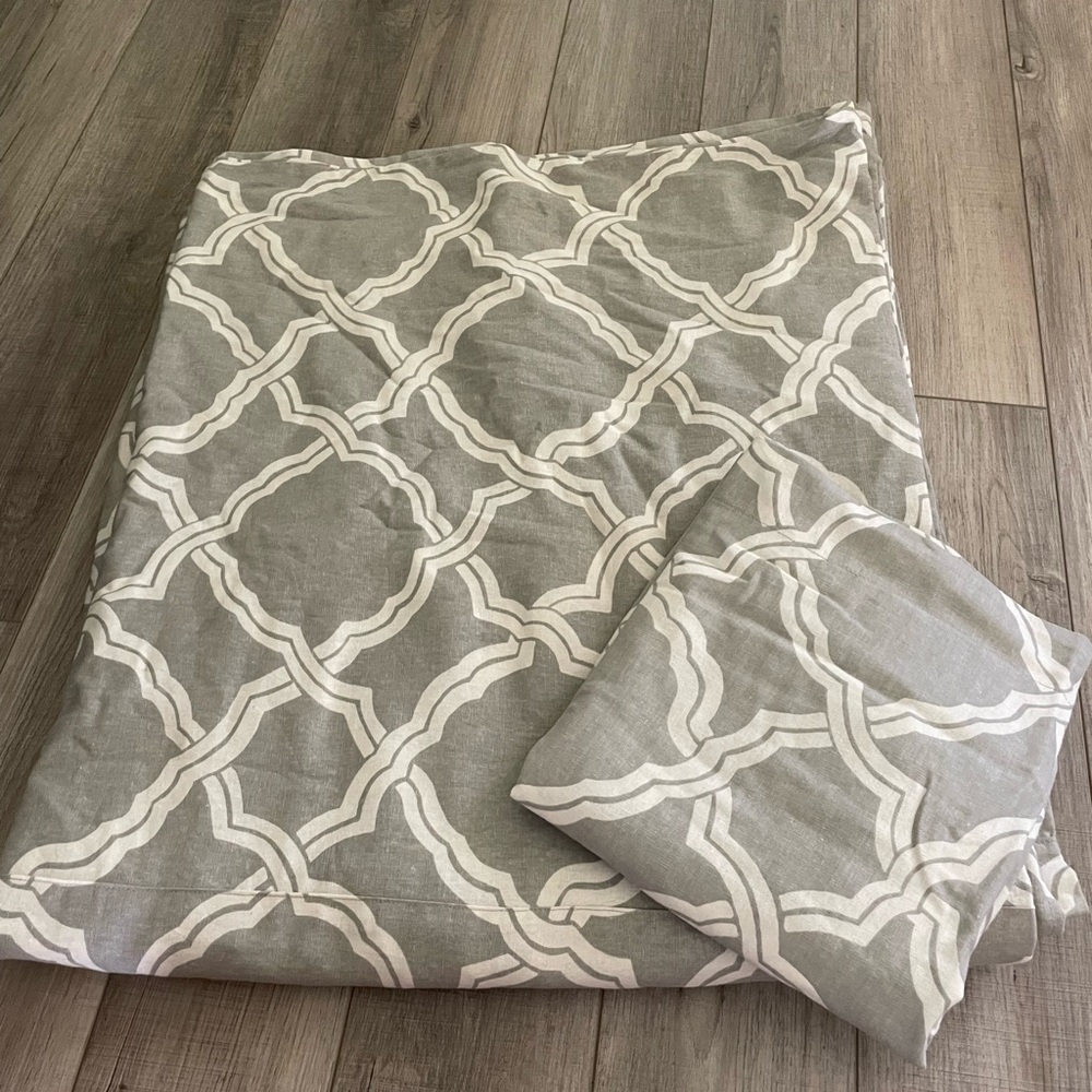 EUC Pottery Barn Linen Blend Duvet Cover & King Pillowcase